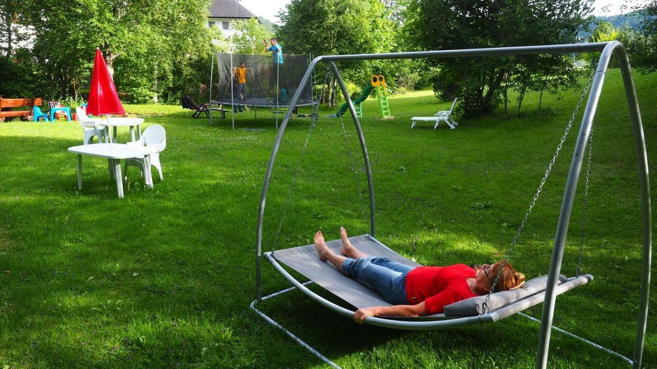 C1 Albmatte-Fewo Sauna, Hallenbad Aussenbecken Massagen Nebenan Menzenschwand-Hinterdorf 外观 照片
